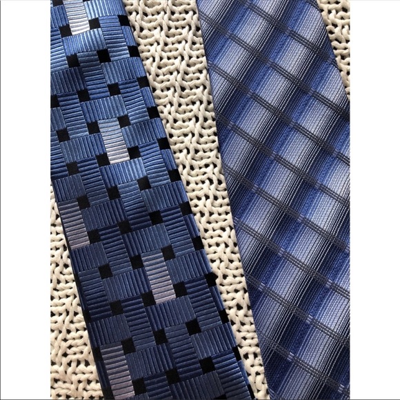 🎉SALE🎉Set of 2 Pierre Cardin / Van Heusen ties - Picture 2 of 5